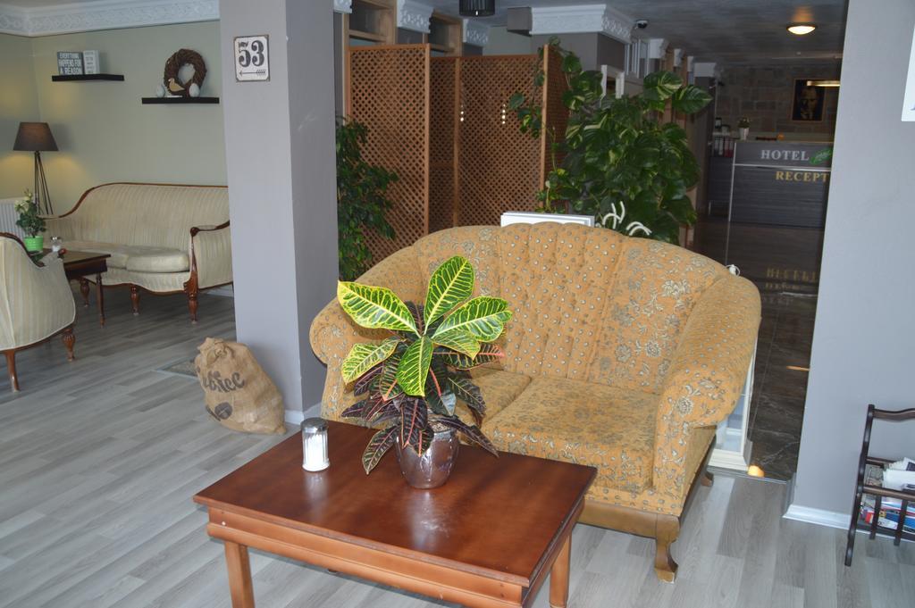 Hotel Hugo Altinoluk Luaran gambar