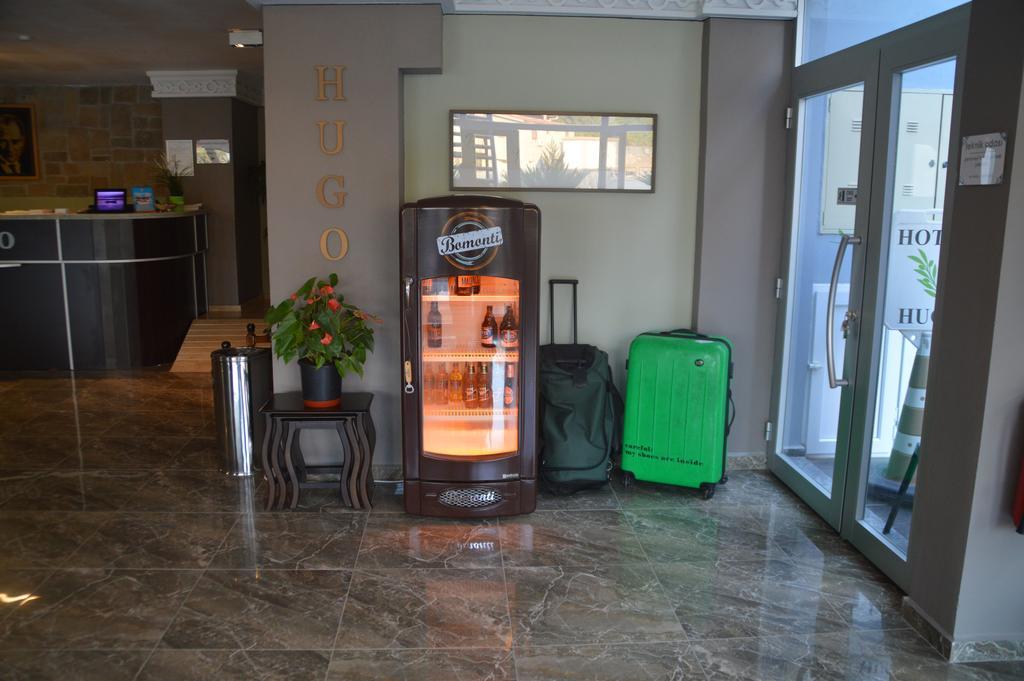 Hotel Hugo Altinoluk Luaran gambar