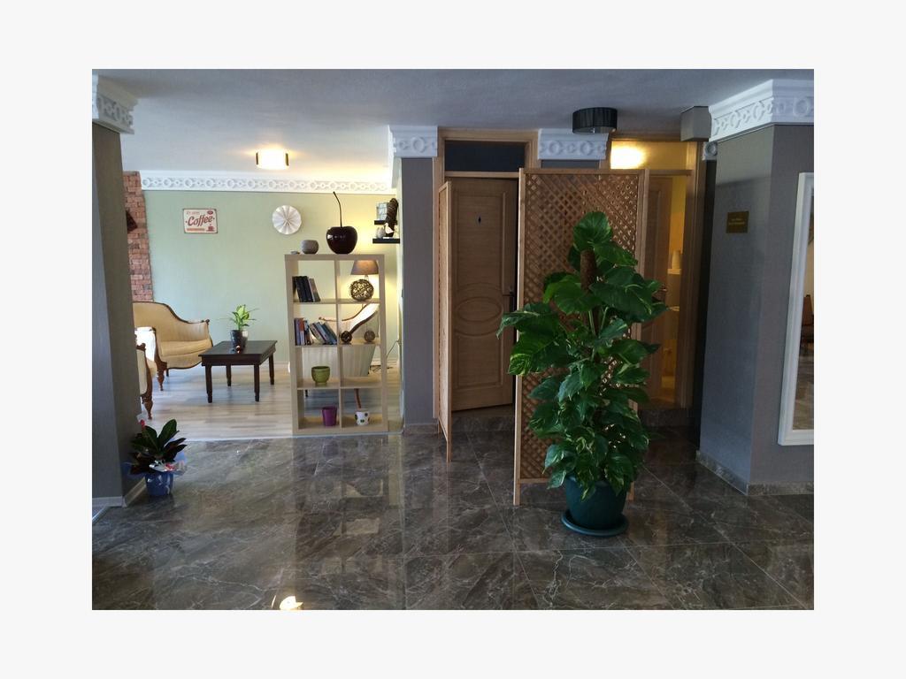 Hotel Hugo Altinoluk Luaran gambar