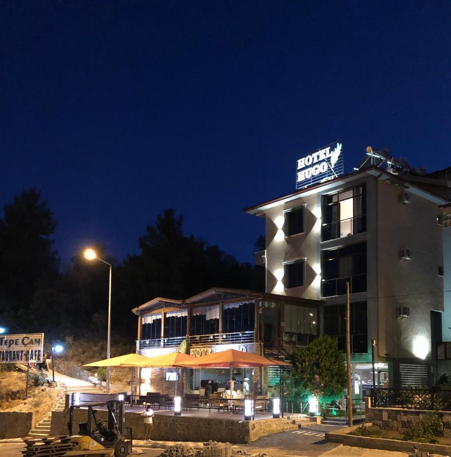 Hotel Hugo Altinoluk Luaran gambar